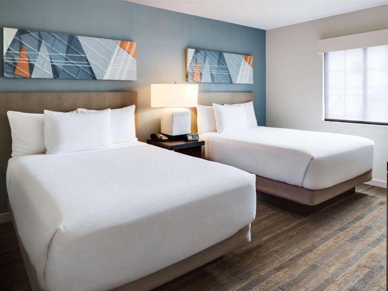Hyatt House Boston Waltham Hotel Екстериор снимка