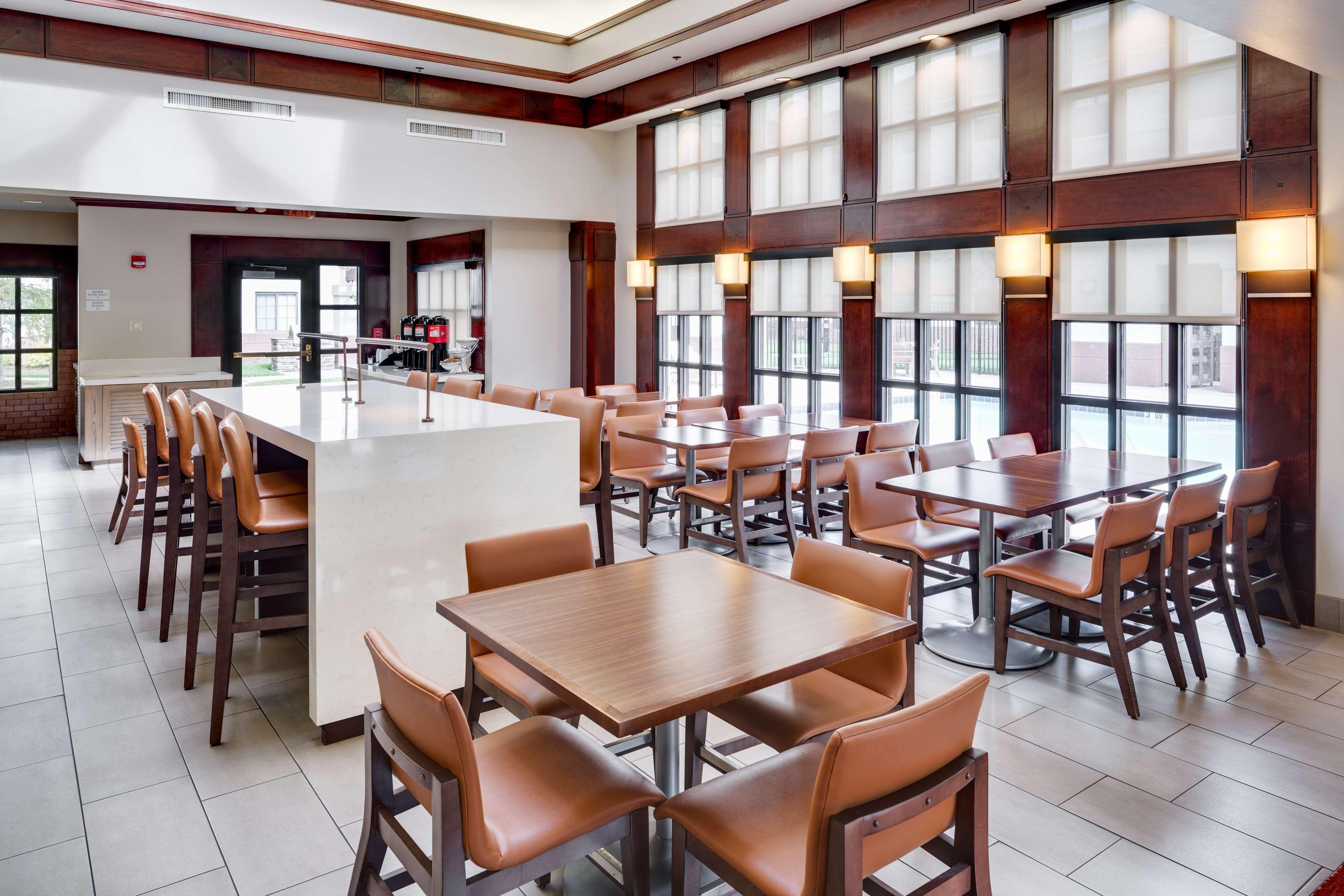 Hyatt House Boston Waltham Hotel Екстериор снимка