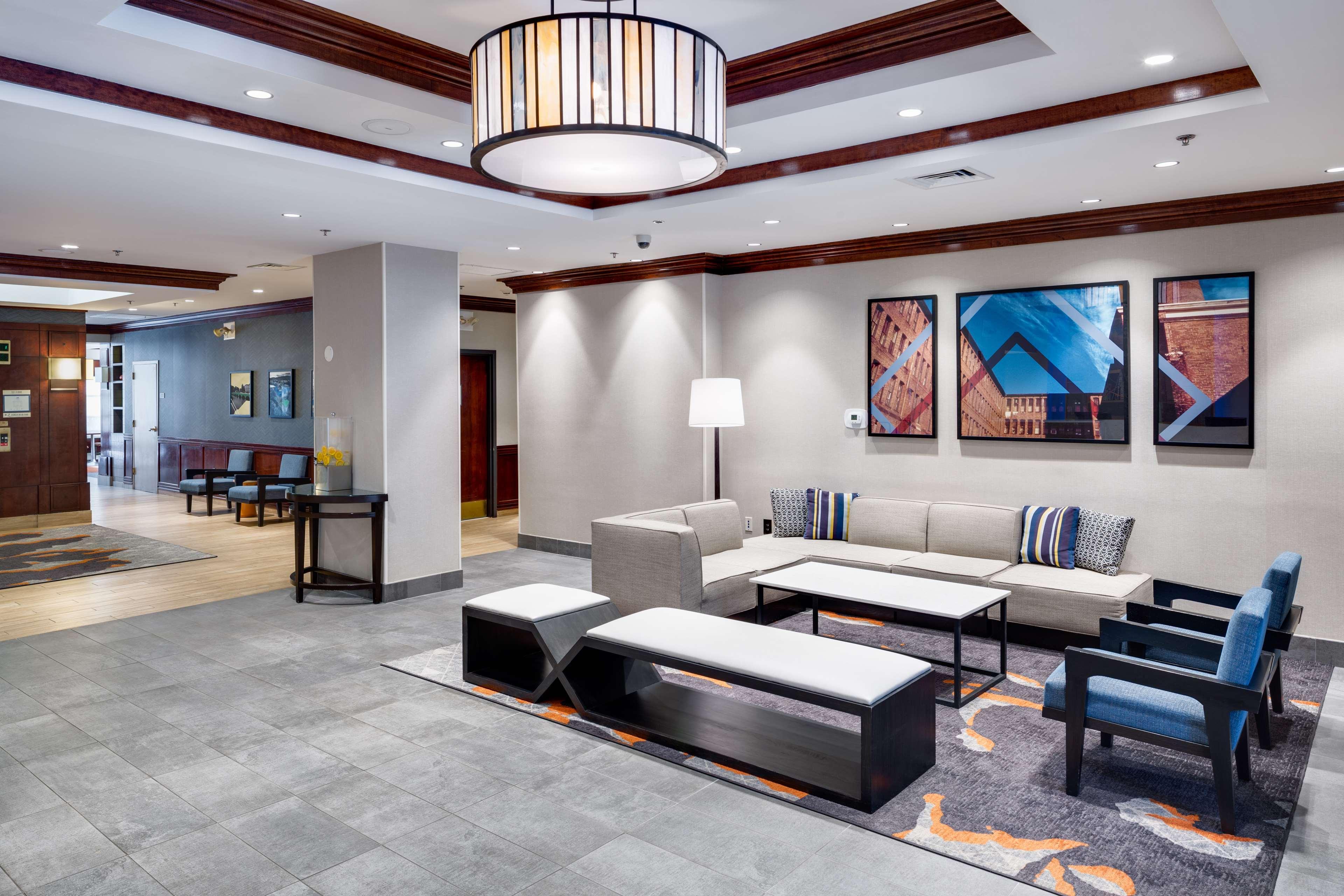 Hyatt House Boston Waltham Hotel Екстериор снимка