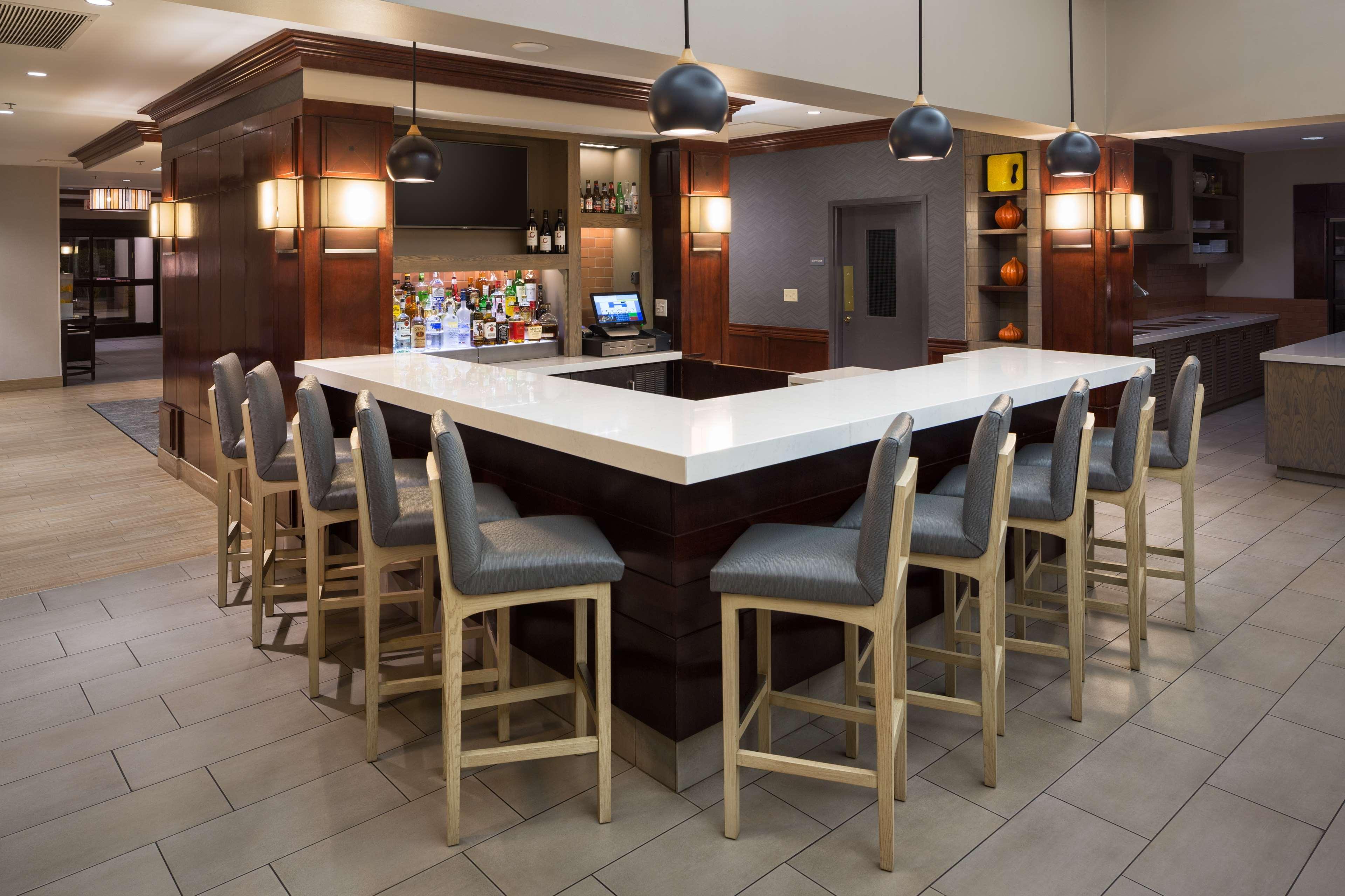 Hyatt House Boston Waltham Hotel Екстериор снимка